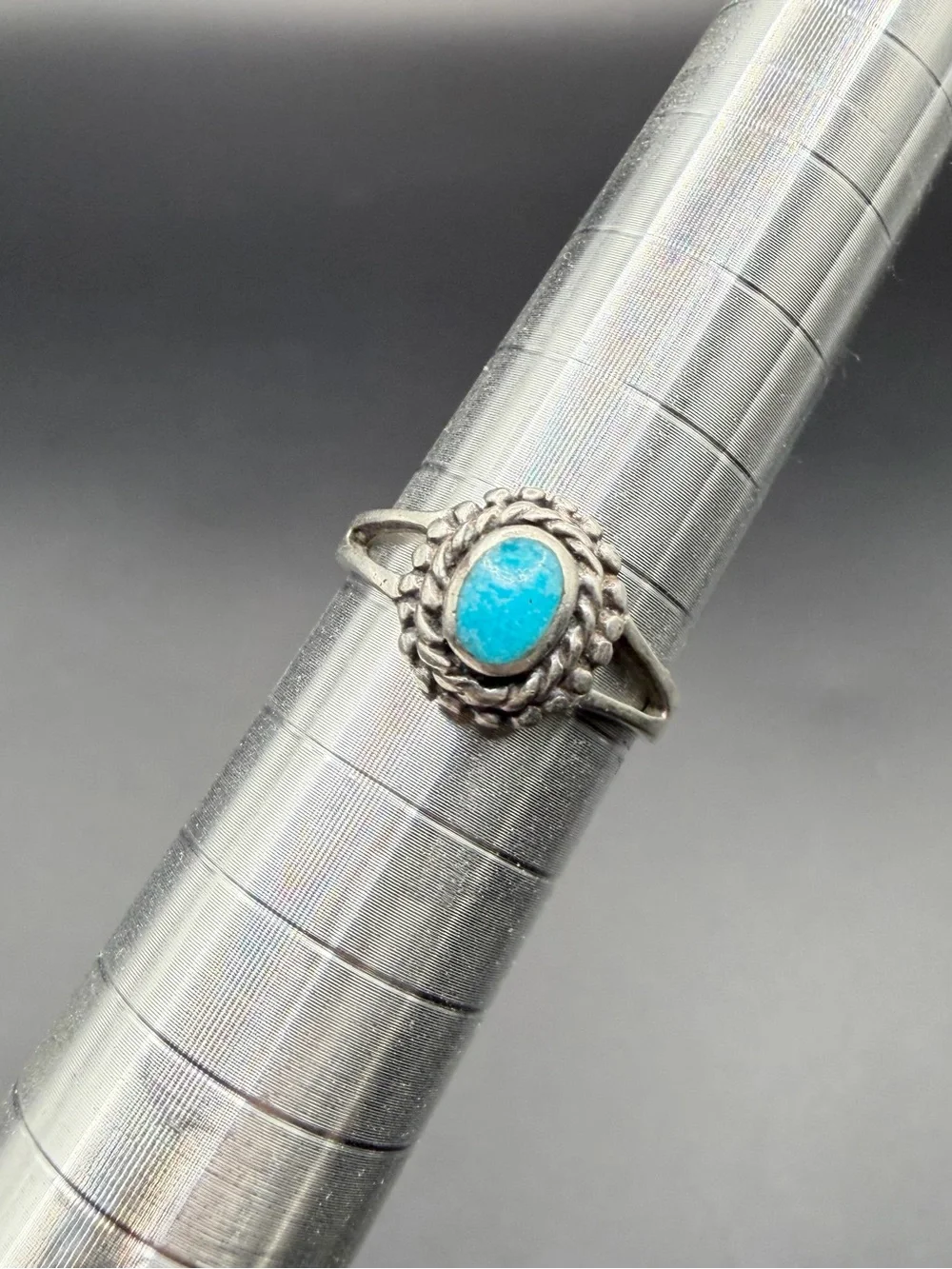 Vintage Sterling Silver 935 Turquoise Native Southwestern Navajo Ring Sz 4.5